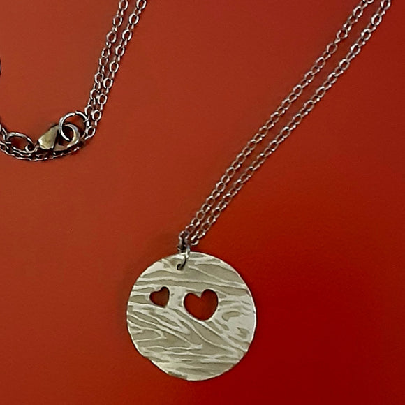 'Two Hearts' Silver Wood Grain Pendant Necklace